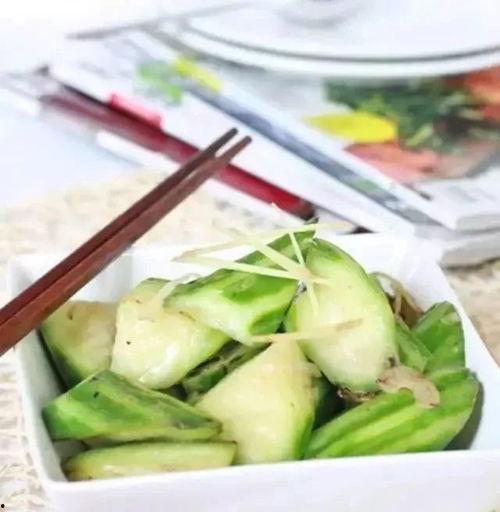 吃瓜四喜,揭秘娱乐圈的甜蜜与苦涩