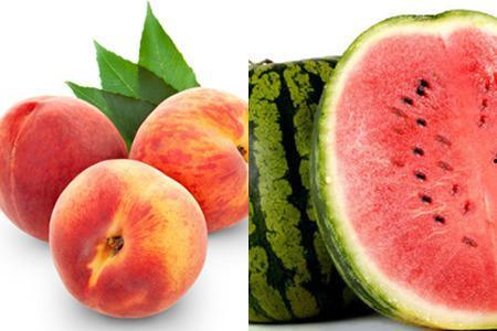 吃桃在吃瓜,品味夏日里的甜蜜时光